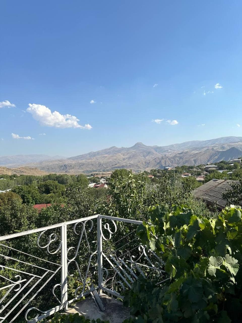 B&B Ruzan Yeghegnadzor Εξωτερικό φωτογραφία